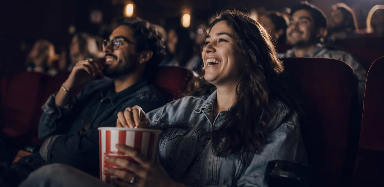 Mejores prácticas y tendencias futuras en feedback con IA para cines