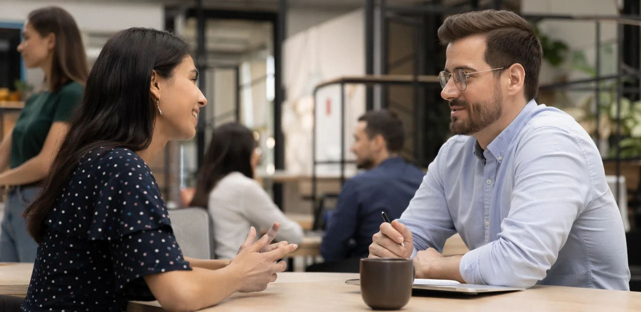 Outils, logiciels et analytics pour faire évoluer les programmes de feedback