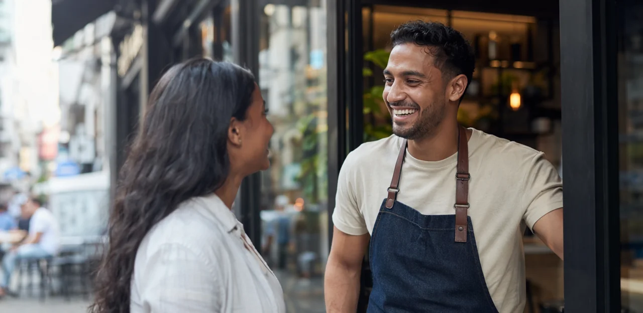 Customer Communication Tools for Frontline Teams