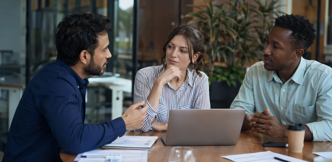 Como escolher o software certo de pesquisa de experiência do cliente