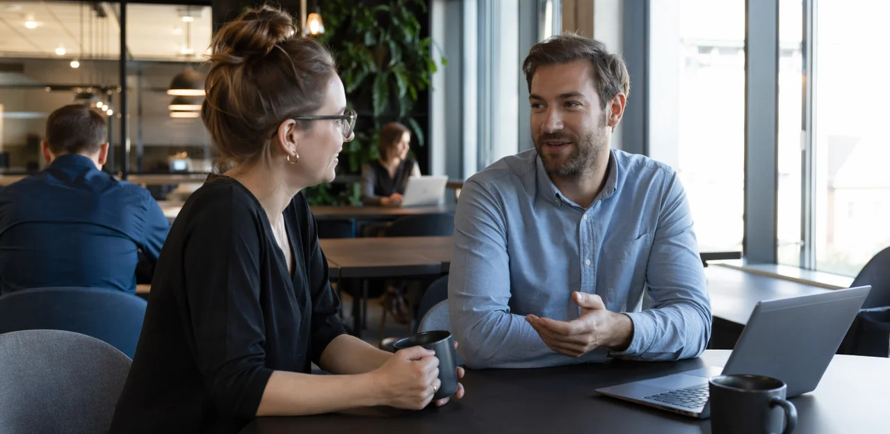 Por qué la retroalimentación sobre las instalaciones de coworking importa para la retención