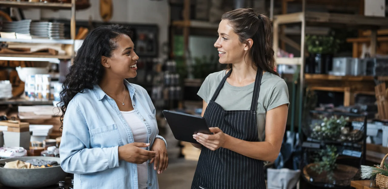Convierte la retroalimentación en acciones que los clientes puedan sentir