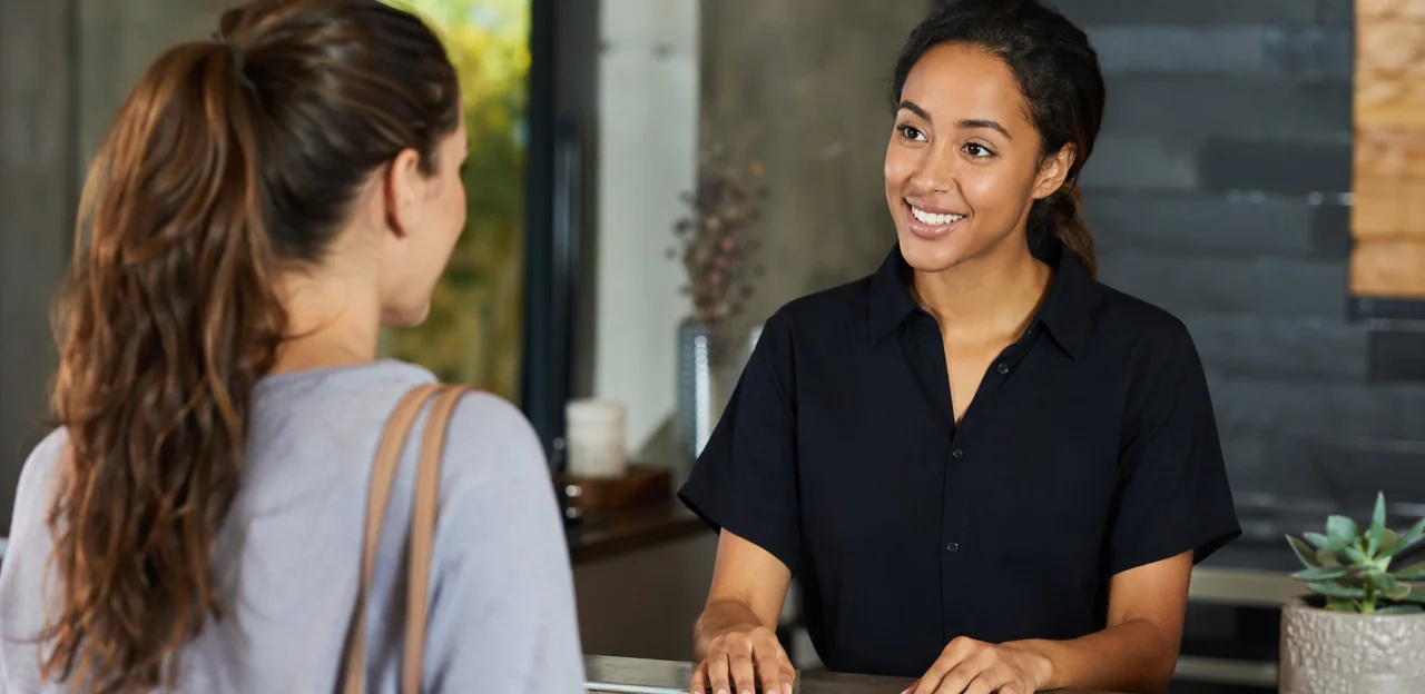 Turning private feedback into fast service recovery