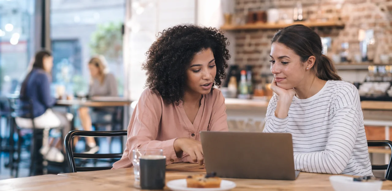 Logiciel de feedback multi-sites : comparer établissements et équipes
