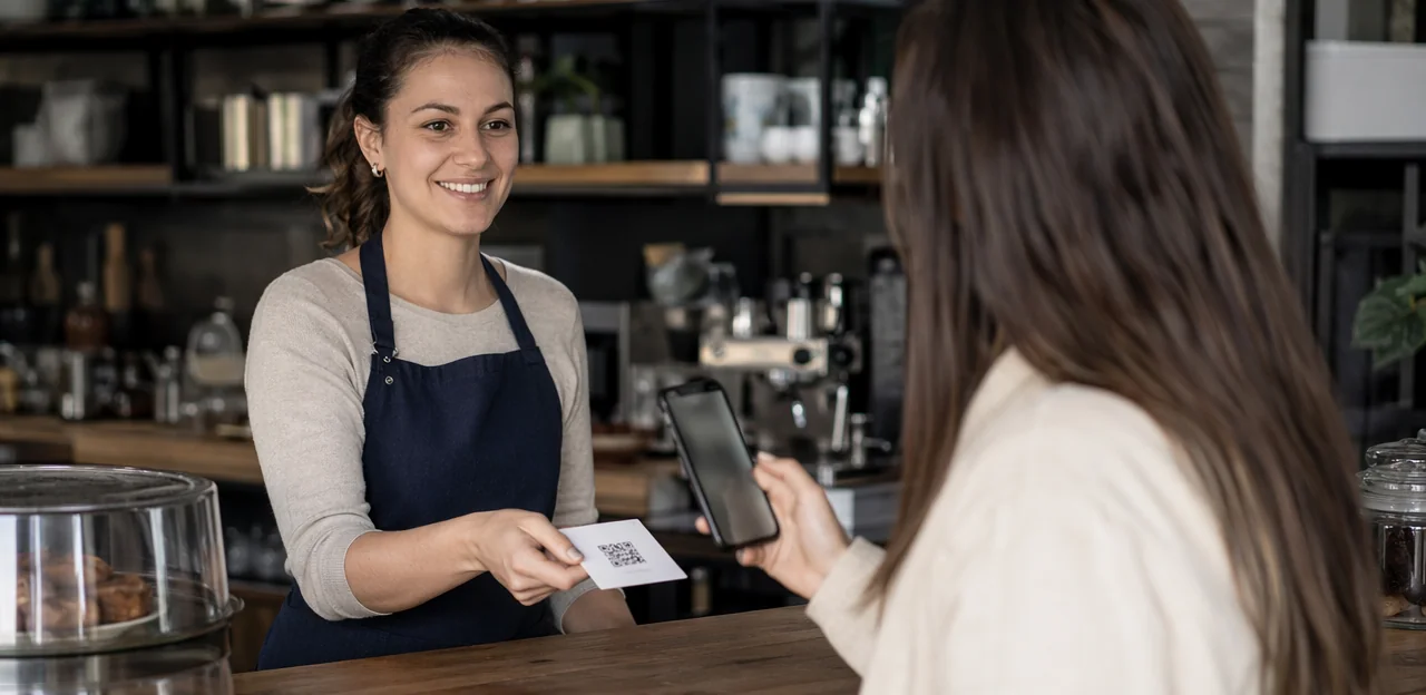 ¿Qué son las tarjetas de presentación con código QR y los puntos de retroalimentación con QR?