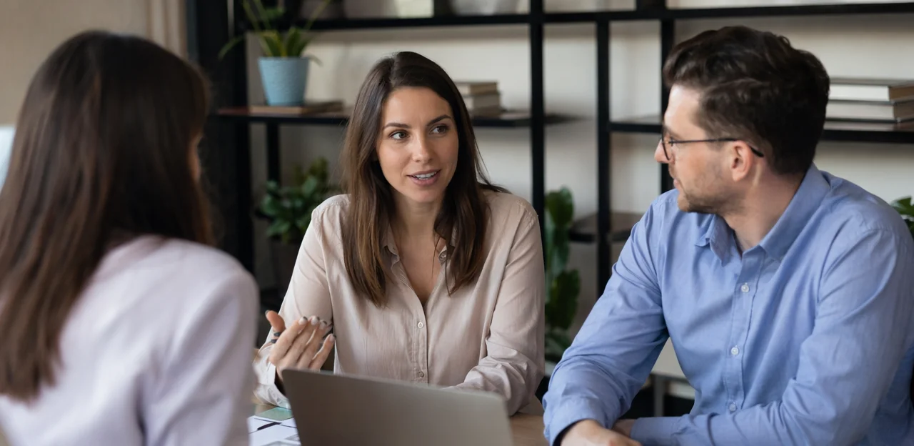 Mejores prácticas para obtener insights de sentimiento precisos y accionables