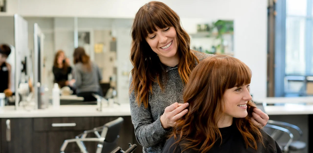 Logiciel d'enquête client pour salon : critères d'achat clés