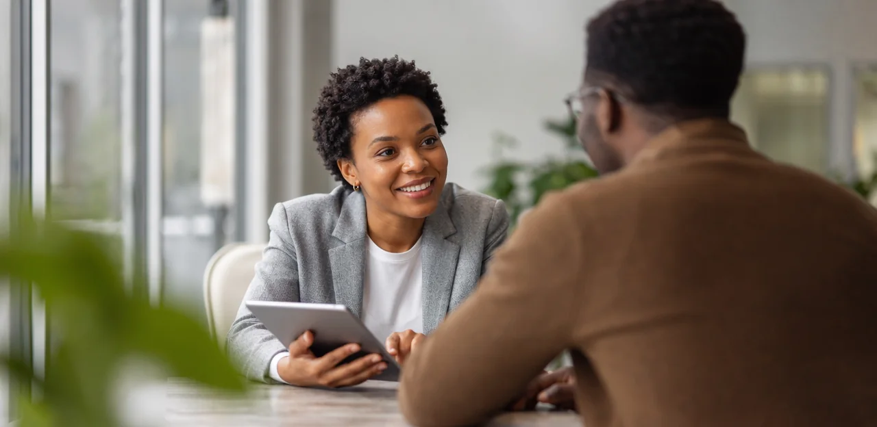 Best survey questions by experience type and channel