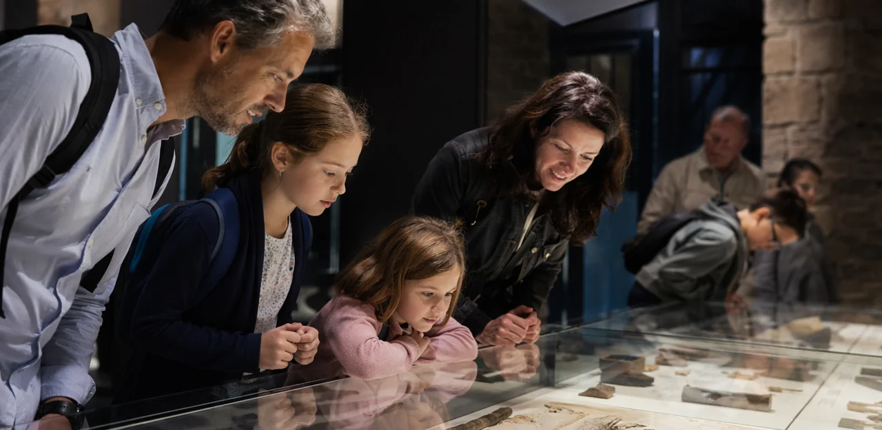 Perché le dashboard di feedback dei visitatori sono importanti per musei e attrazioni