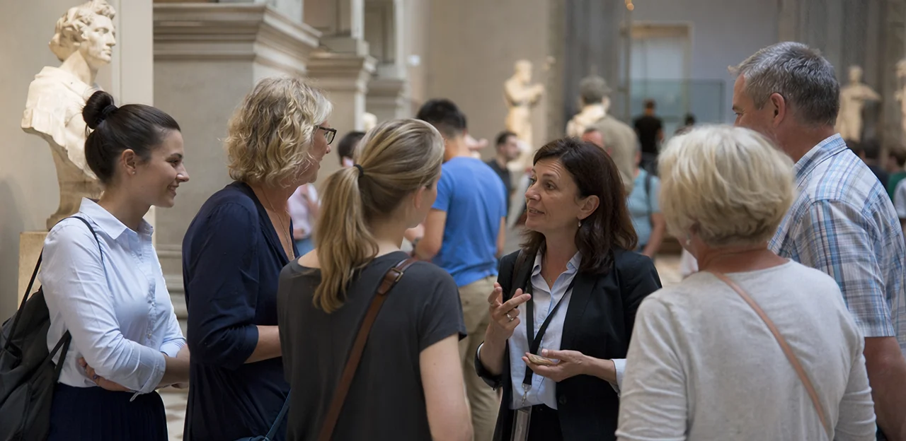 Por qué importa la retroalimentación sobre visitas guiadas para museos y atracciones